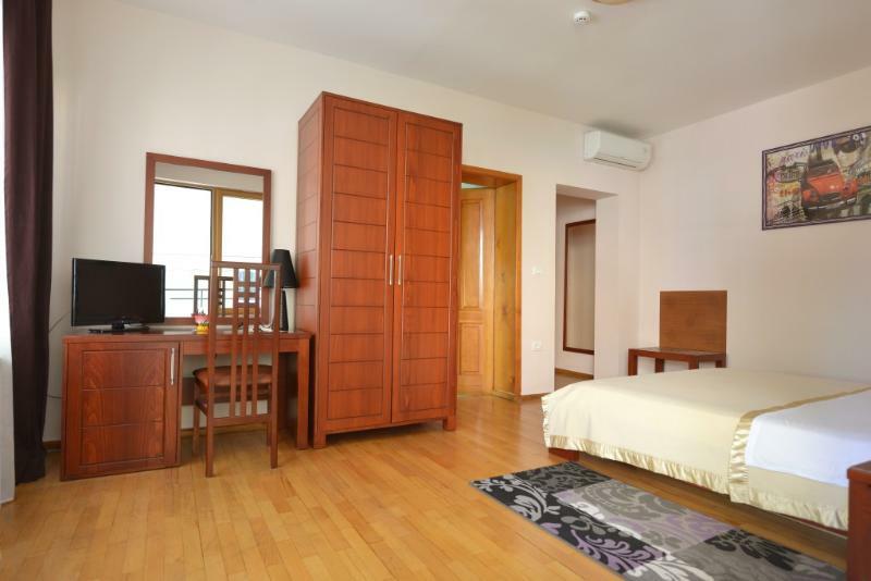 Hotel De Paris Tiranë Luaran gambar